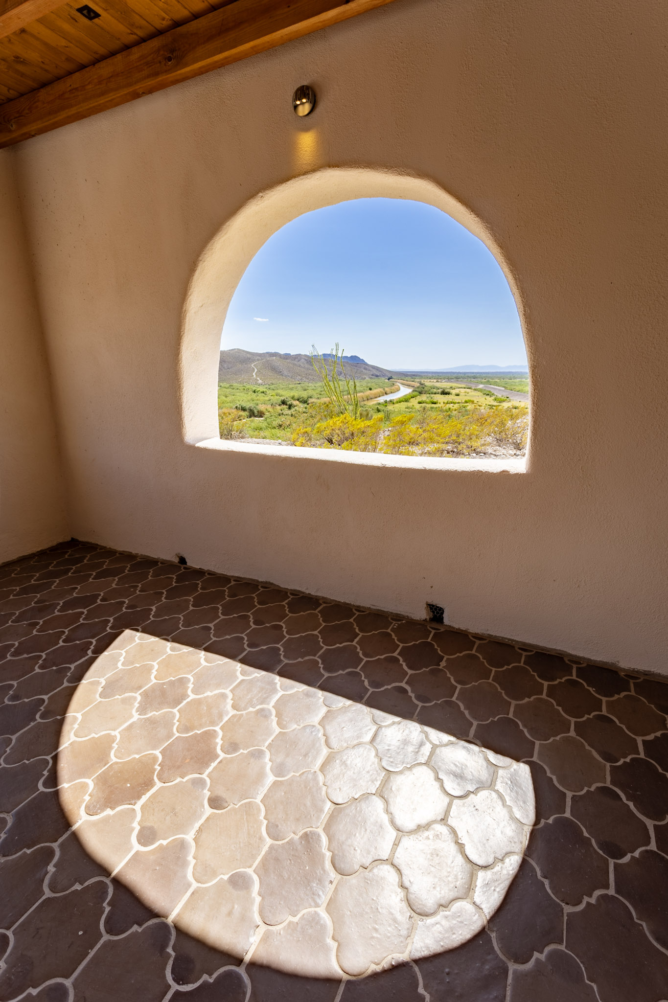 Big Bend landscape at Rio Bravo Ranch
